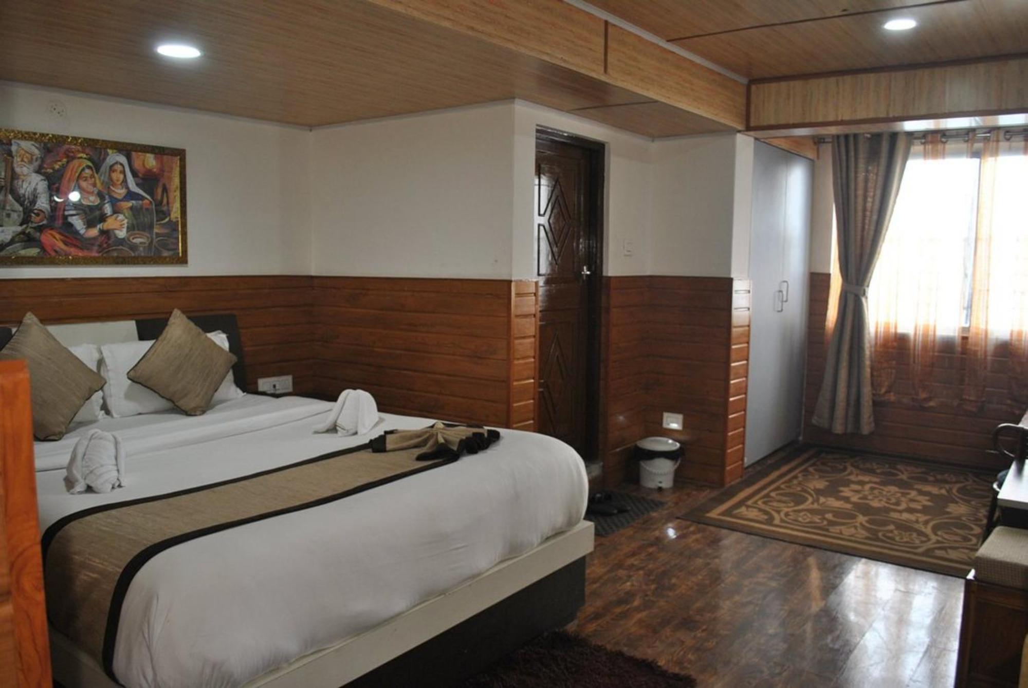 Hotel Kasturi Palace Darjeeling - Excellent Service Recommended Exterior foto